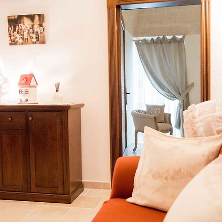 La Dimora Della Sarta Apartment Alberobello Luaran gambar